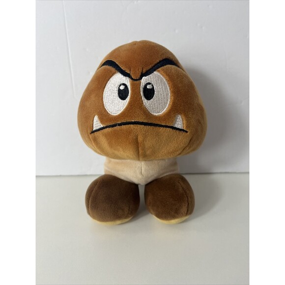 Club Mocchi Mocchi Super Mario Mega Goomba Plush 7” - Picture 1 of 7